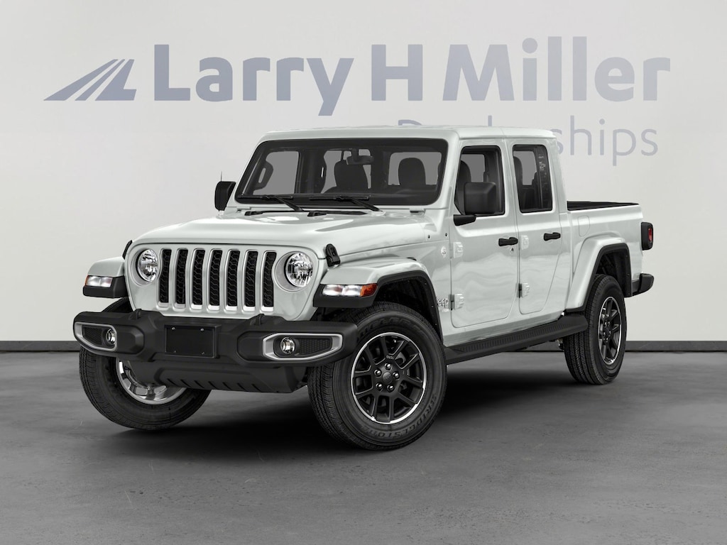 Used 2023 Jeep Gladiator Overland Truck Crew Cab