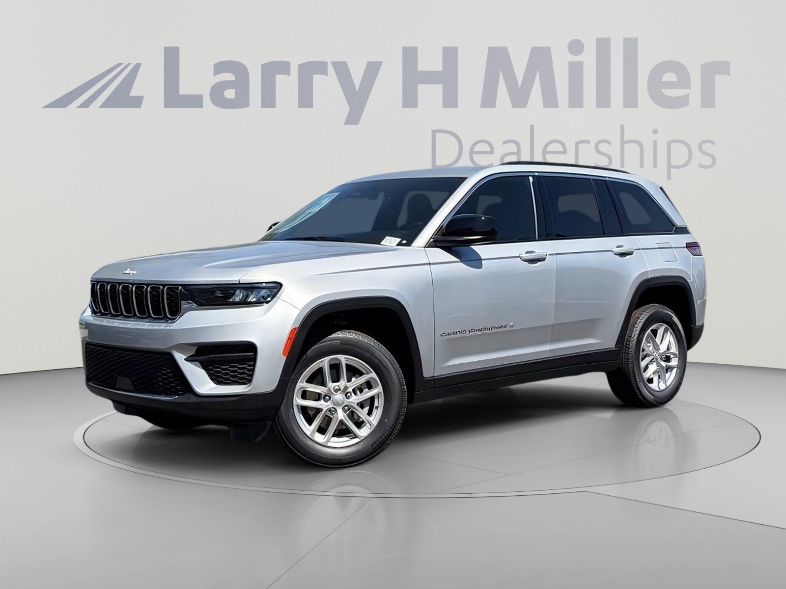 New 2026 Jeep Grand Cherokee Laredo X 4 Door Sport Utility Surprise, AZ
