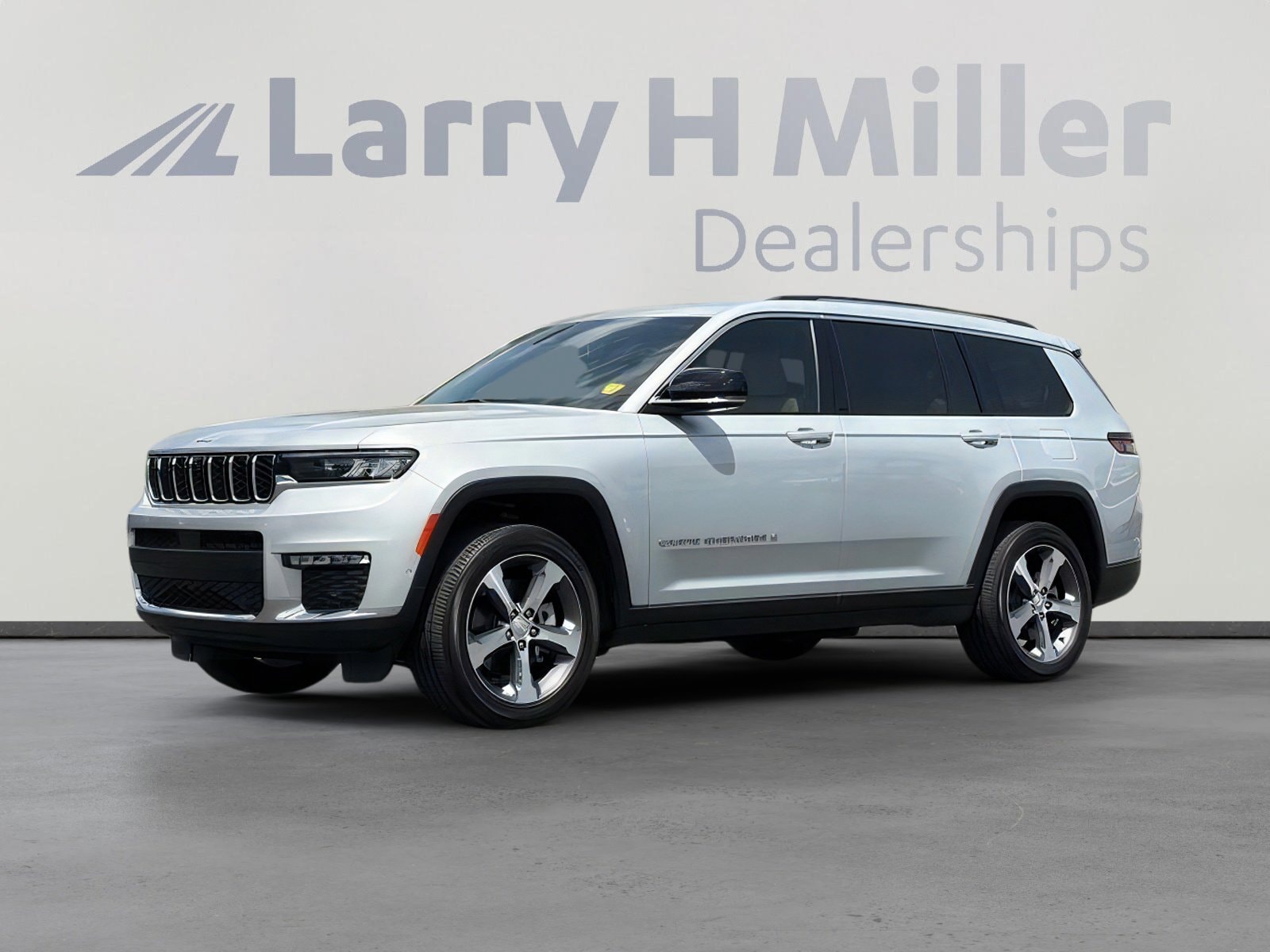 2023 Jeep Grand Cherokee L Limited's photo