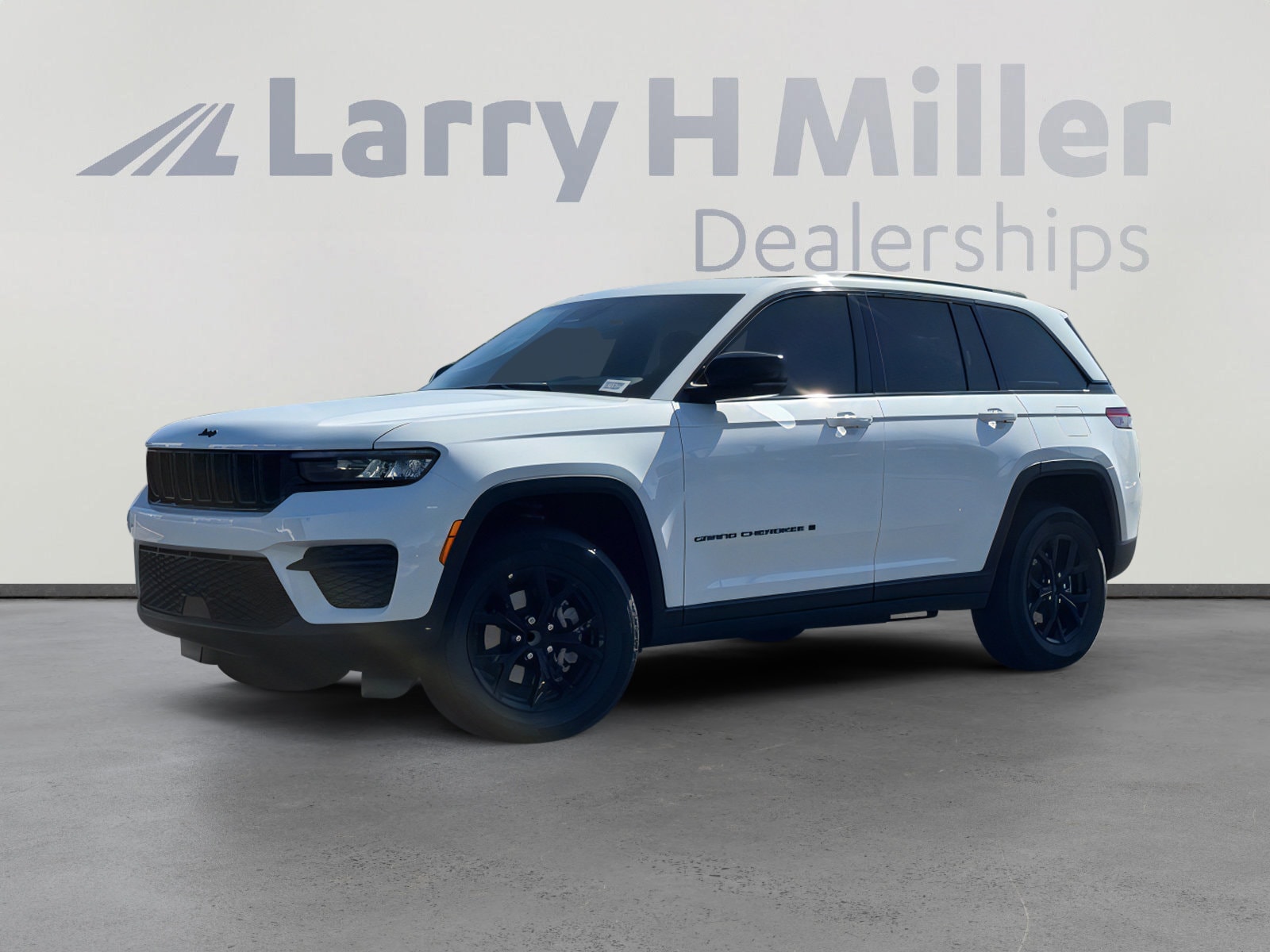 2025 Jeep Grand Cherokee Altitude's photo