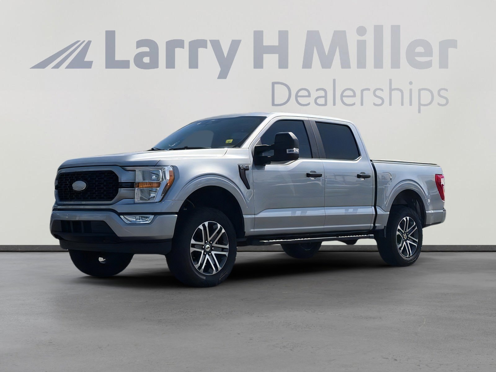 2021 Ford F-150 XL 4x4 SuperCrew 5-1/2 Box's photo