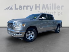 2021 Ram 1500 Big Horn/Lone Star Truck Crew Cab