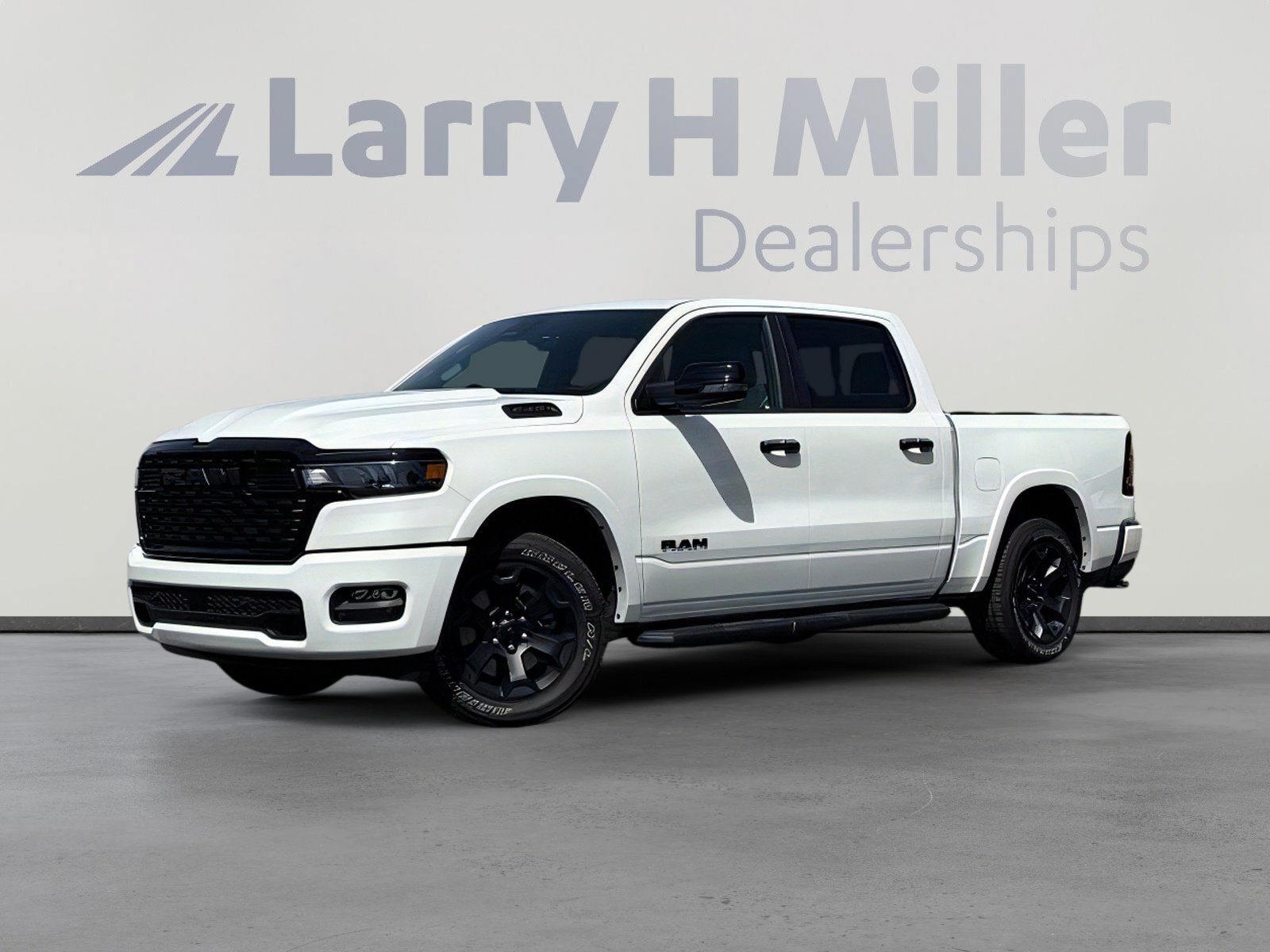 2026 RAM 1500 Big Horn/Lone Star 4x4 Crew Cab 5'7's photo
