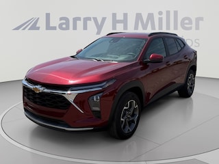 Used 2025 Chevrolet Trax LT SUV Tucson, AZ