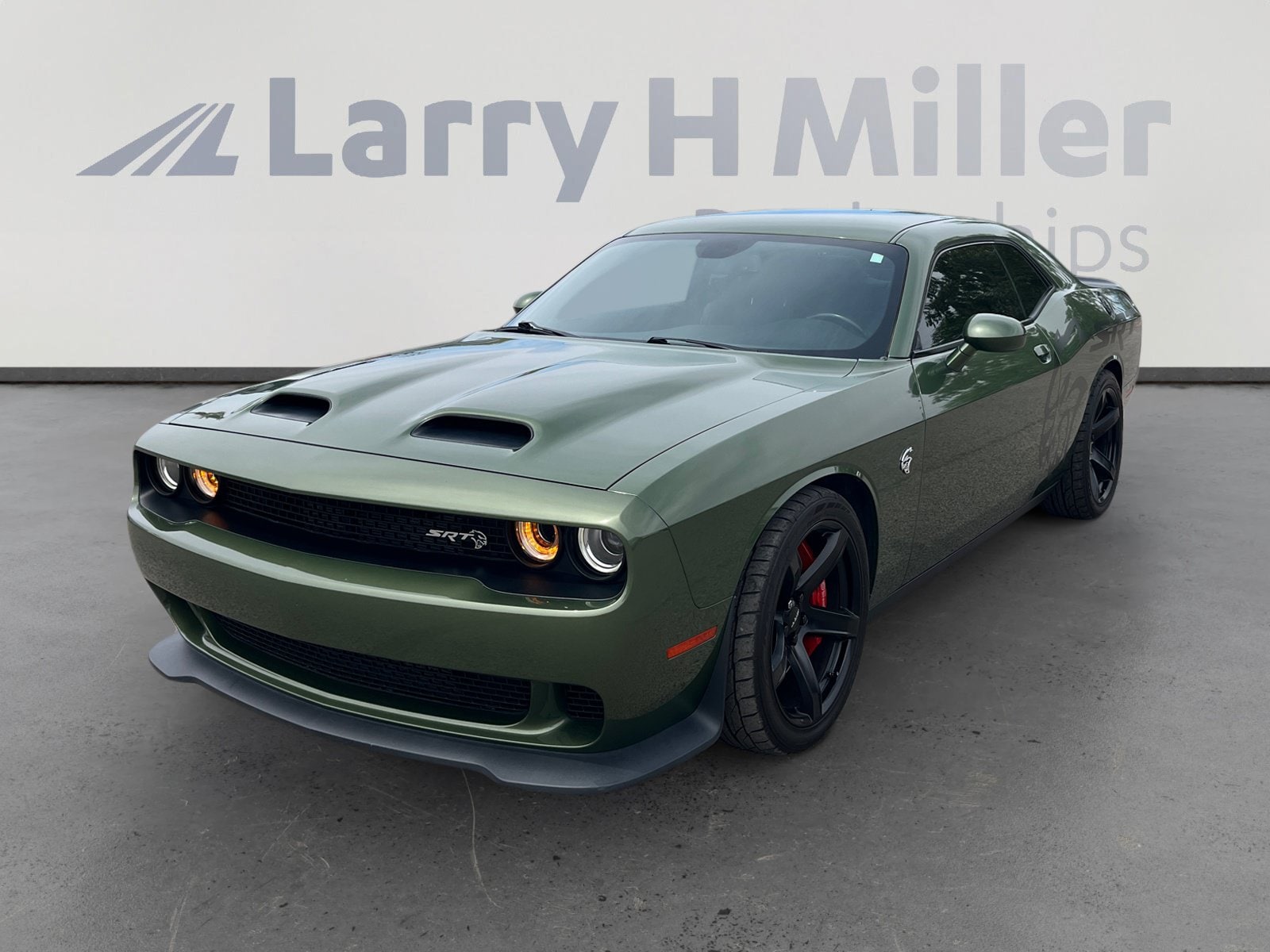 2019 Dodge Challenger SRT Hellcat's photo