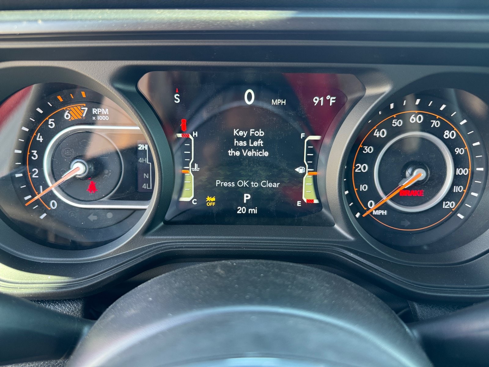2026 Jeep Wrangler 4-Door Sahara - Photo 12