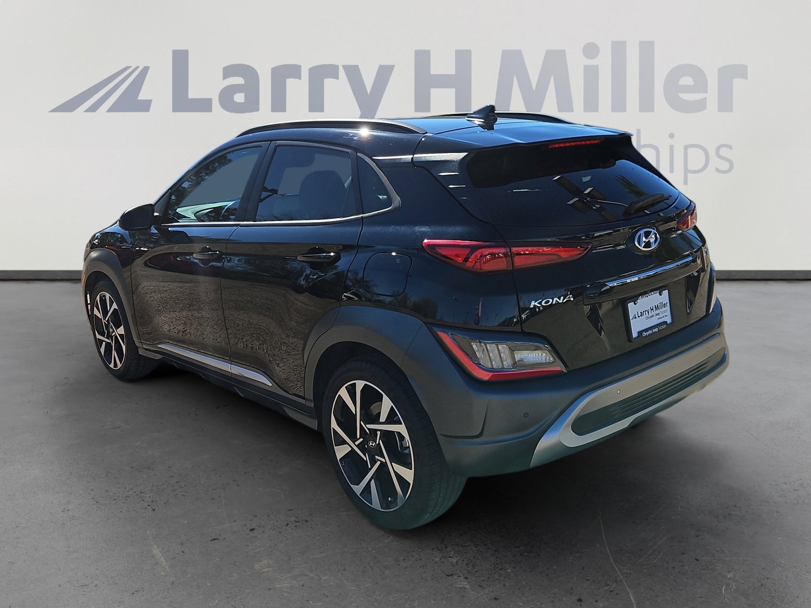 2023 Hyundai Kona Limited photo 4