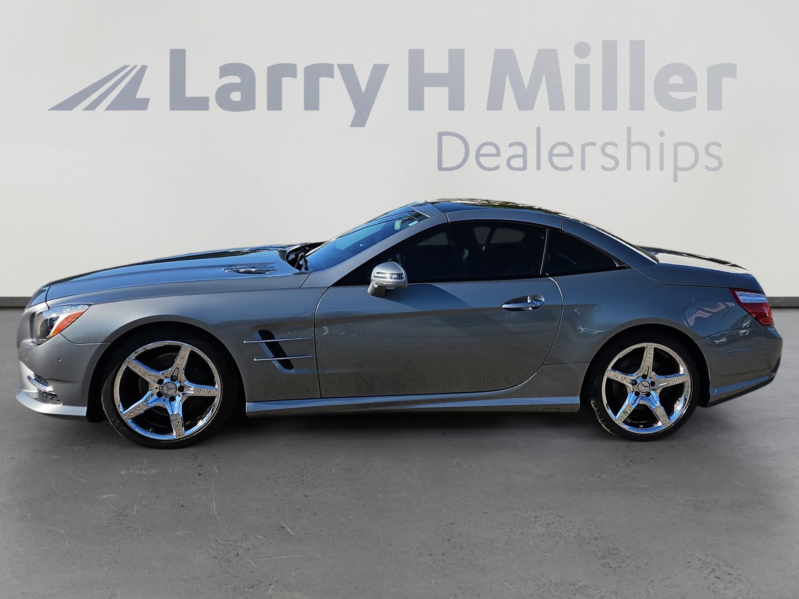 2013 Mercedes Benz SL 550 photo 3