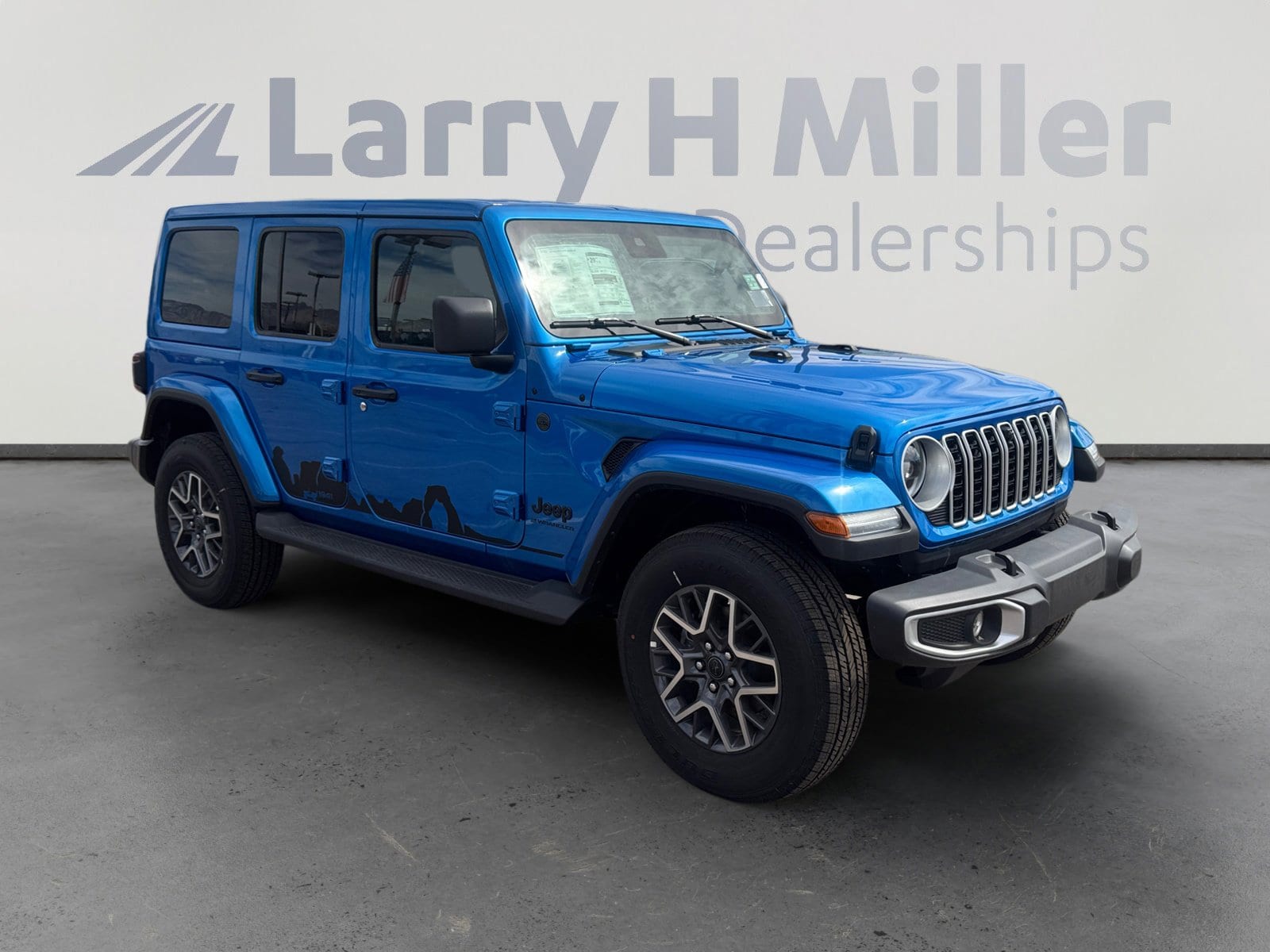 2025 Jeep Wrangler 4-Door Sahara - Photo 8