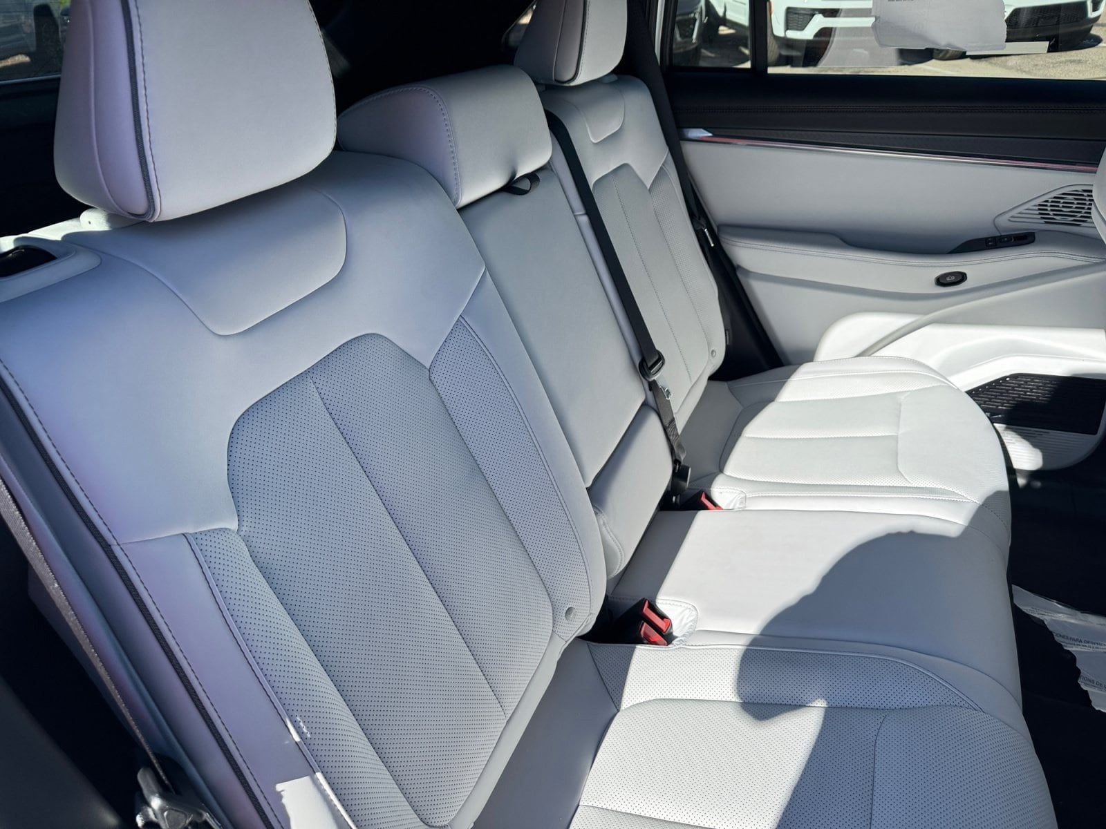 2025 Jeep Wagoneer S Limited - Photo 19