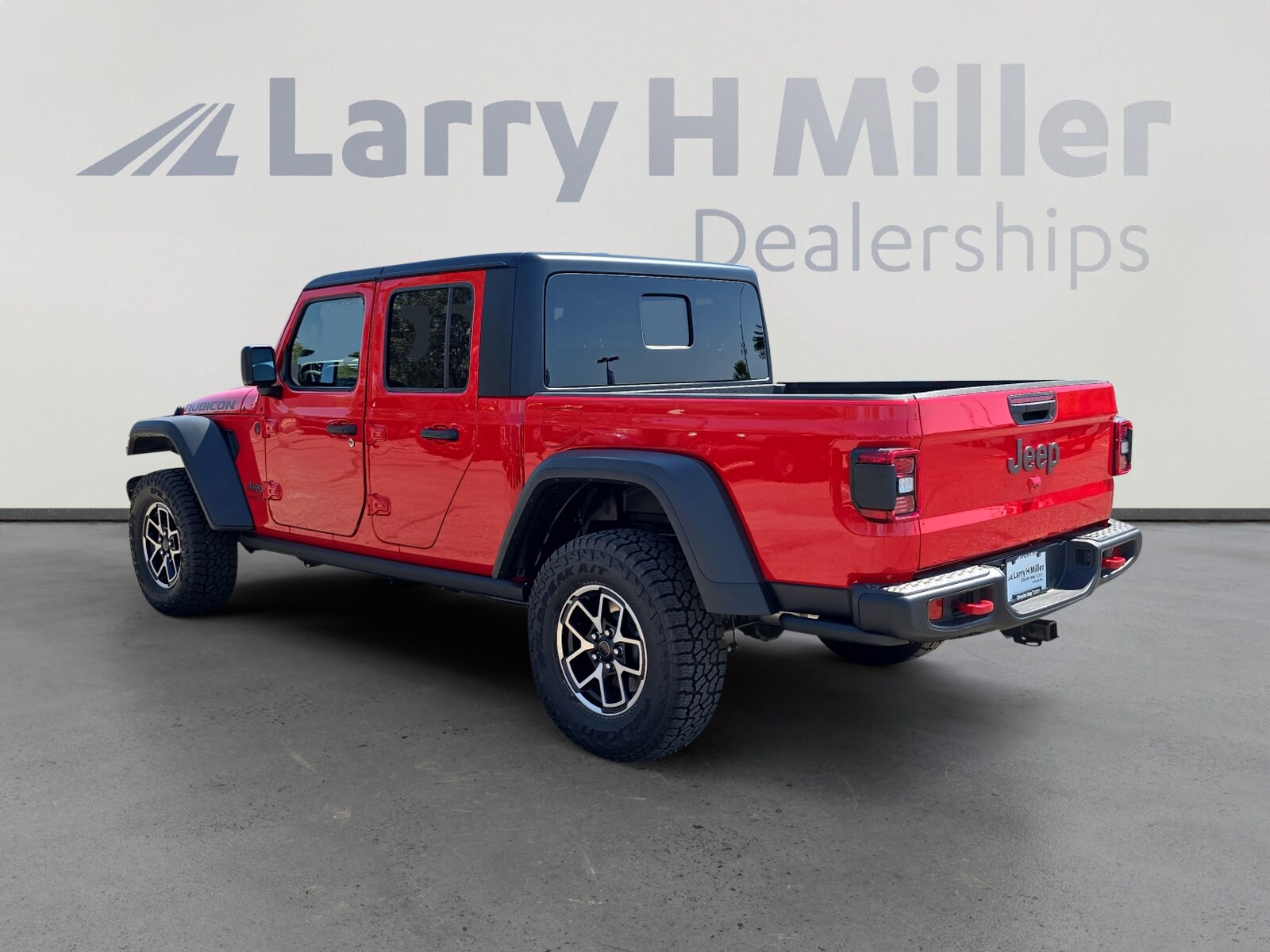 2025 Jeep Gladiator Rubicon photo 2