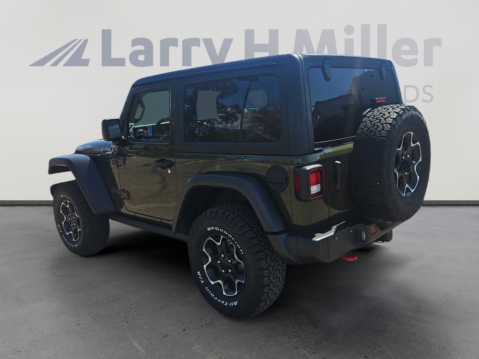 2023 Jeep Wrangler Two-Door Rubicon photo 4