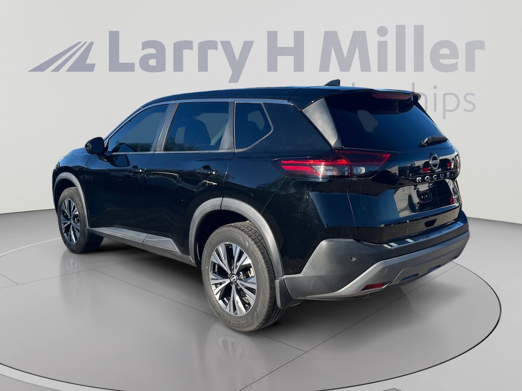 Used 2022 Nissan Rogue SV SUV