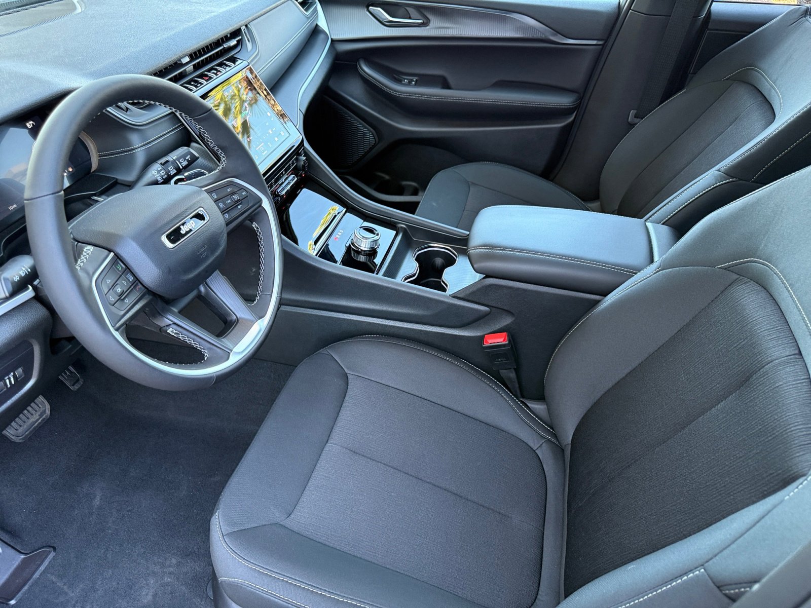 2025 Jeep Grand Cherokee Laredo - Photo 20