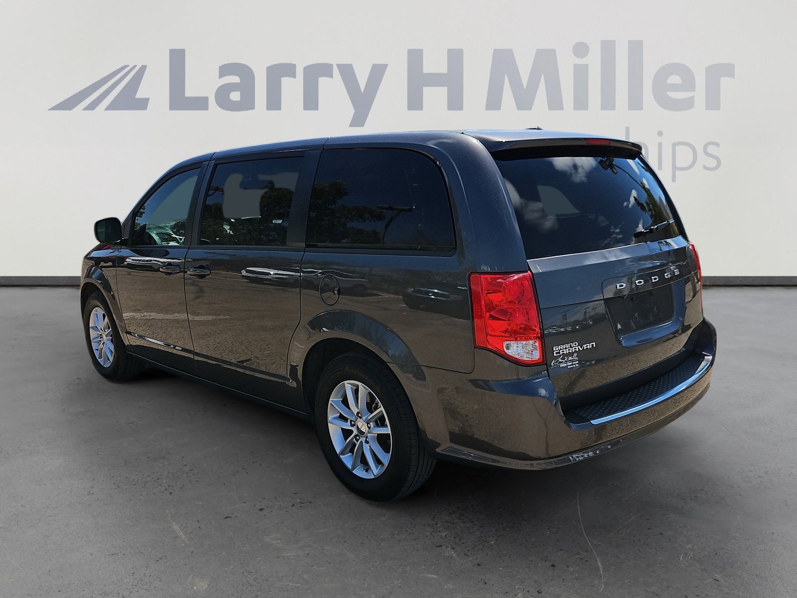 2020 Dodge Grand Caravan SE photo 4