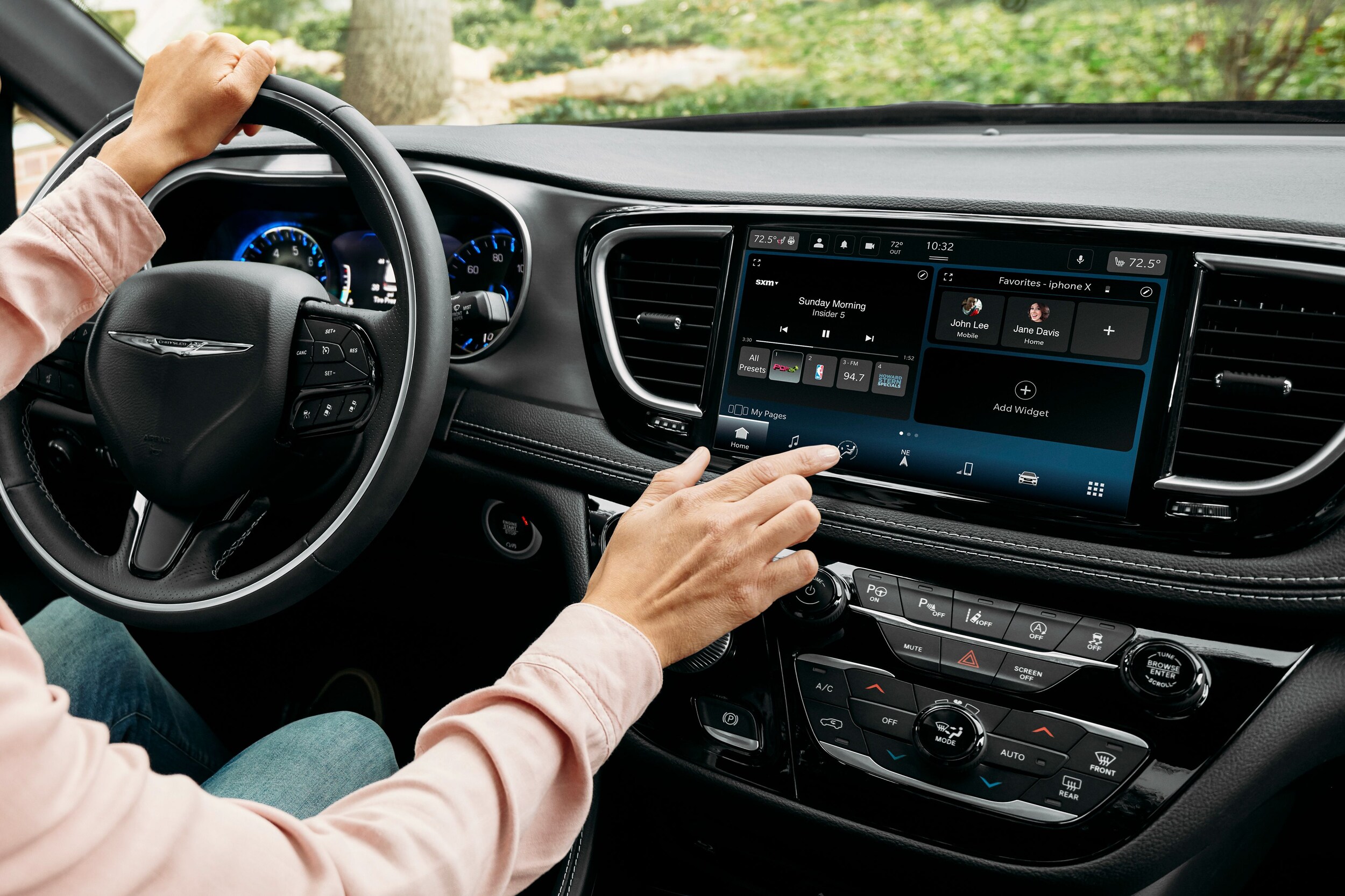 Chrysler Pacifica interior