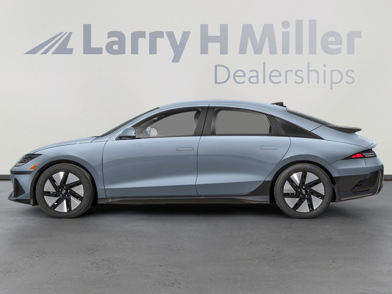 2023 Hyundai Ioniq 6 SE photo 4