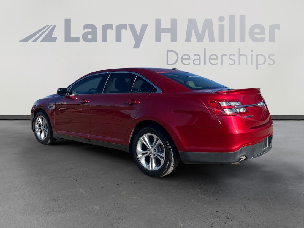 Used 2017 Ford Taurus SEL Sedan