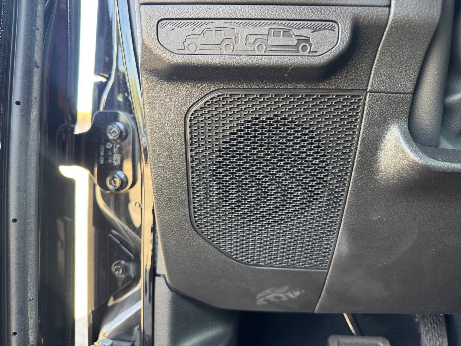 2026 Jeep Wrangler 4-Door Sahara - Photo 28