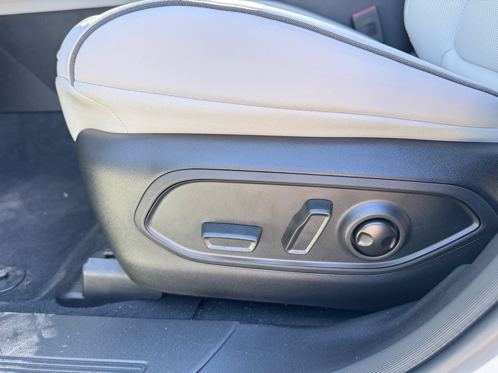 2025 Jeep Wagoneer S Limited - Photo 15