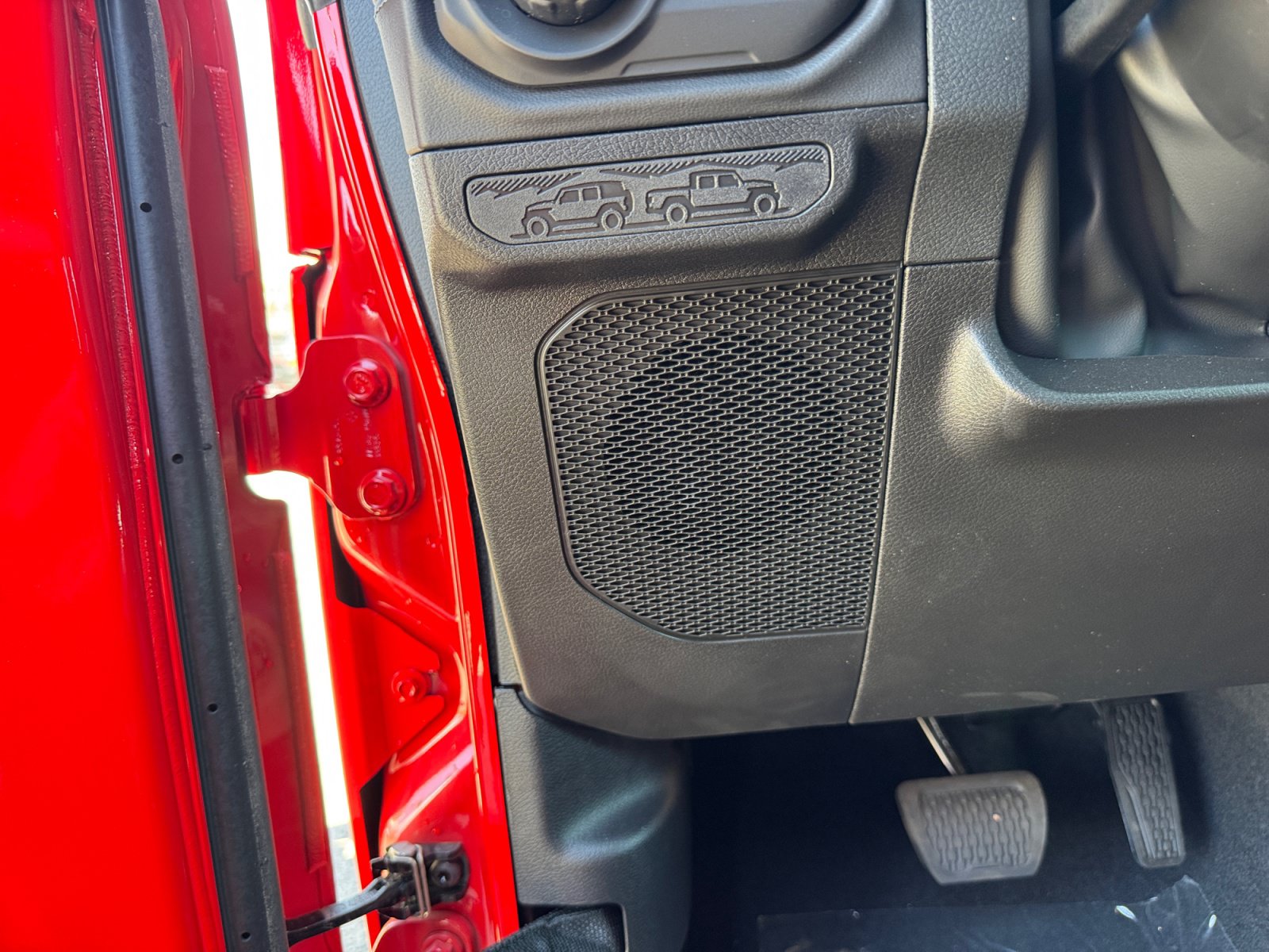 2026 Jeep Wrangler 4-Door Sahara - Photo 28