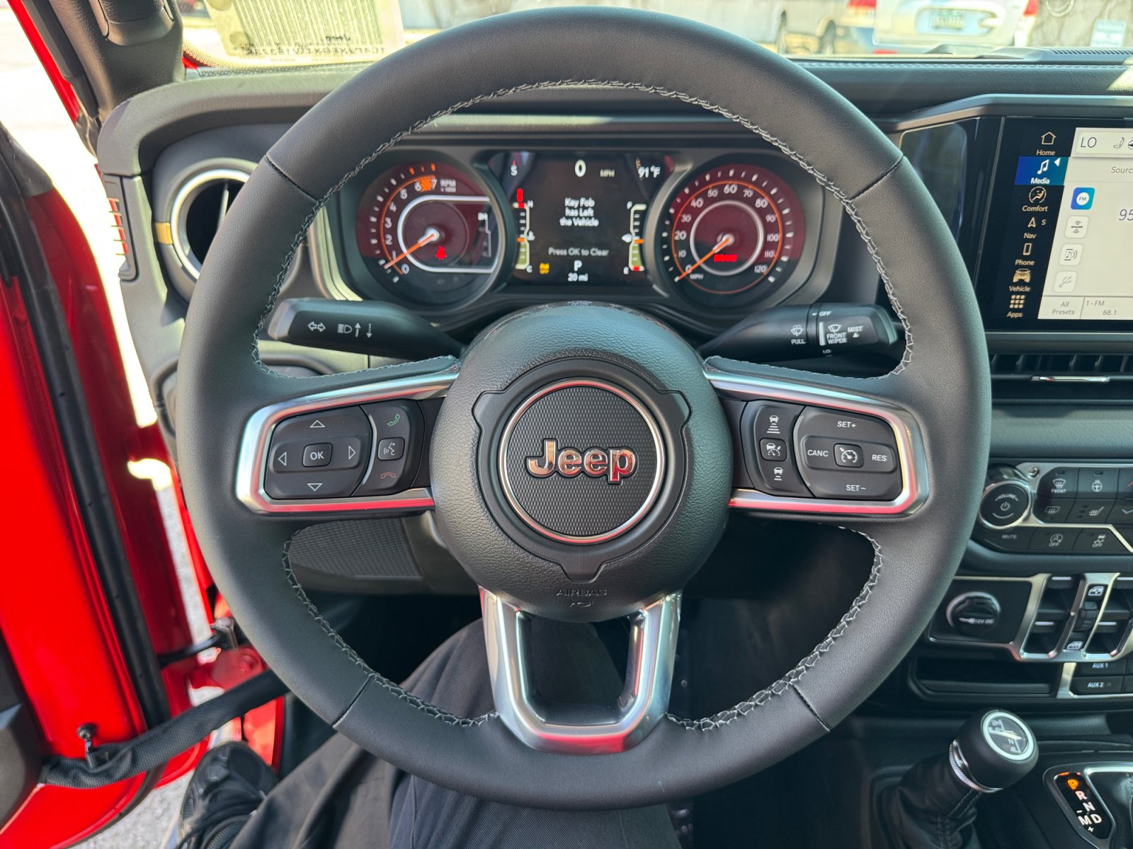 2026 Jeep Wrangler 4-Door Sahara - Photo 10