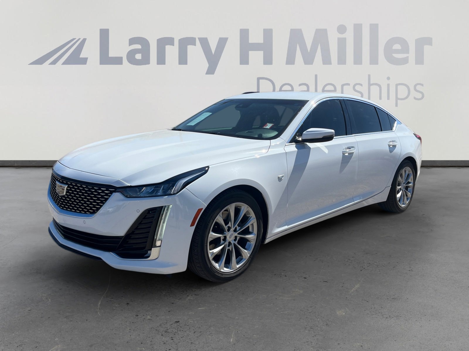 2022 CADILLAC CT5 Premium Luxury