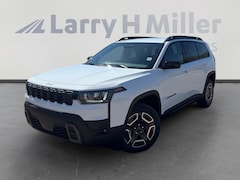2026 Jeep Cherokee Laredo 4 Door Sport Utility 4x4