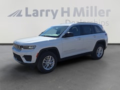 2025 Jeep Grand Cherokee Laredo X 4 Door Sport Utility 4x4