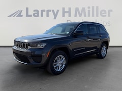 2025 Jeep Grand Cherokee Laredo X 4 Door Sport Utility 4x4