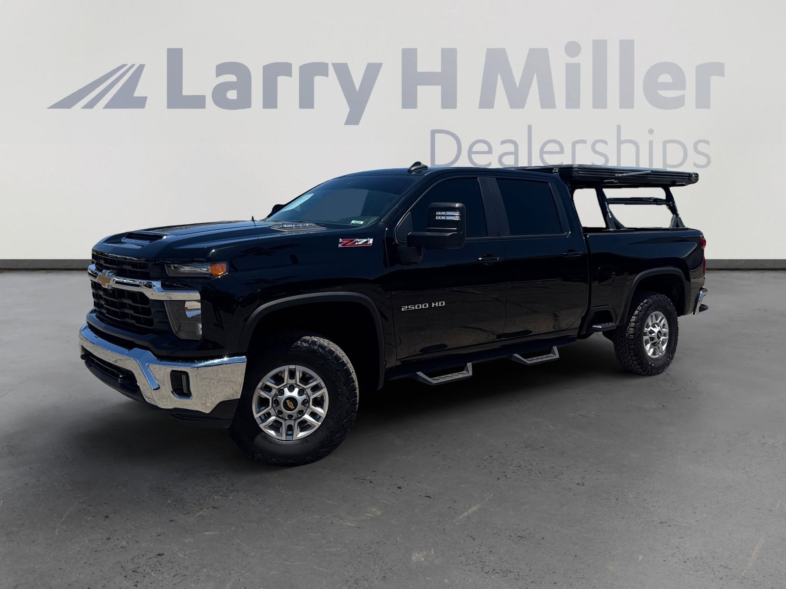 2024 Chevrolet Silverado HD LT 4WD Crew Cab Standard Box's photo