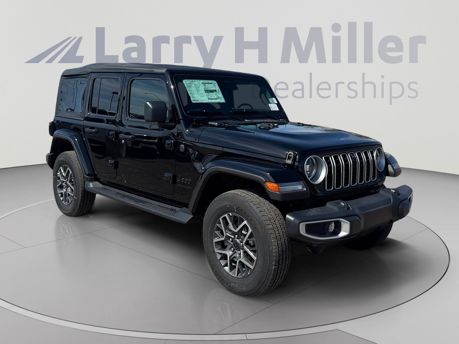 2026 Jeep Wrangler 4-Door Sahara - Photo 8