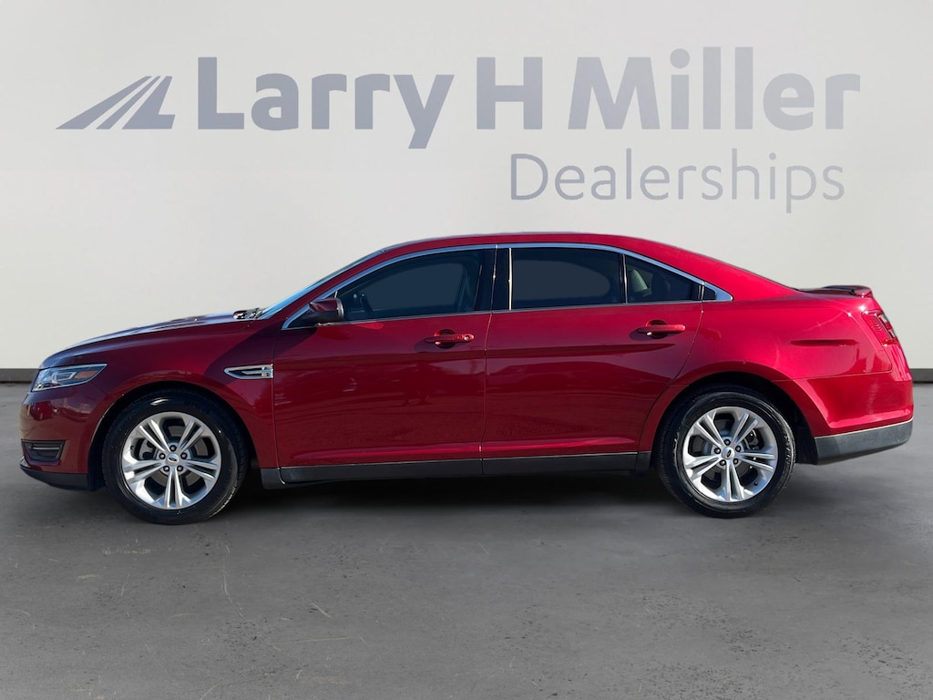 Used 2017 Ford Taurus SEL Sedan