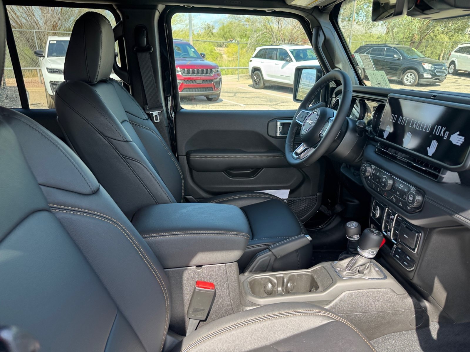 2026 Jeep Wrangler 4-Door Sahara - Photo 20
