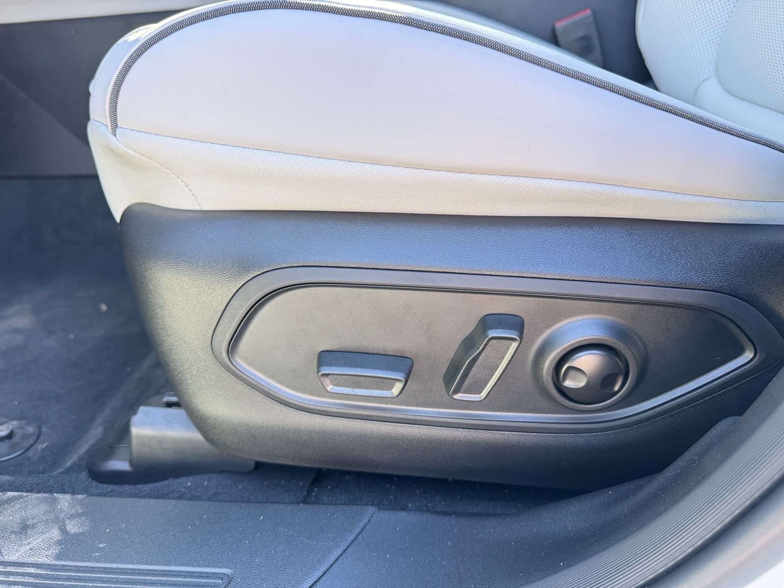 2025 Jeep Wagoneer S Limited - Photo 15