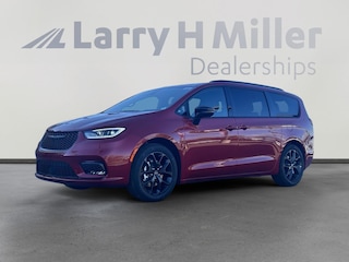New 2025 Chrysler Pacifica Limited Passenger Van Tucson, AZ