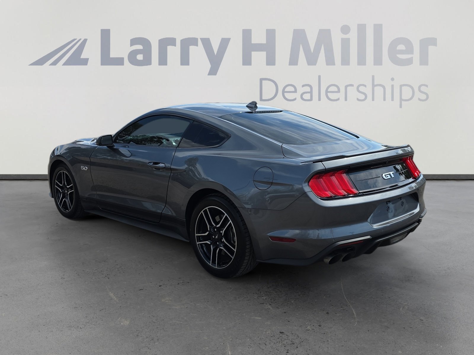 2022 Ford Mustang GT photo 4