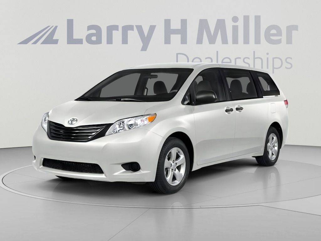 Used 2014 Toyota Sienna LE Van