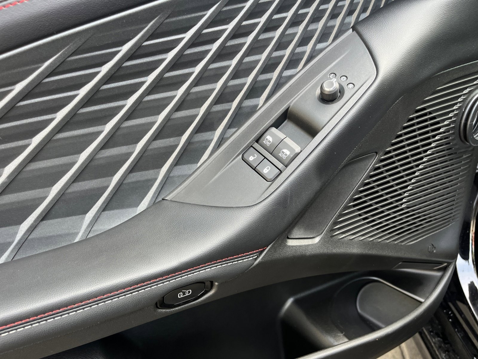 2025 Dodge Charger Daytona R/T - Photo 14