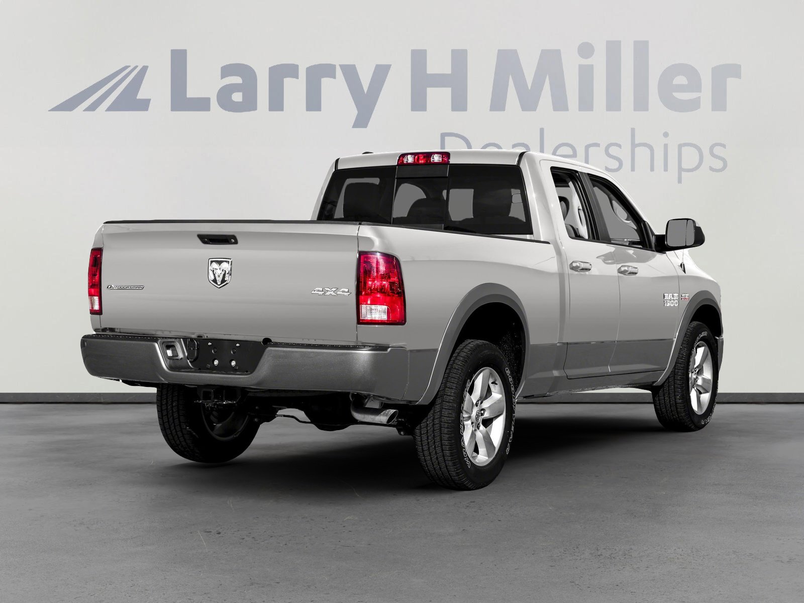 Used 2015 RAM Ram 1500 Pickup SLT with VIN 1C6RR7GT1FS513736 for sale in Sandy, UT