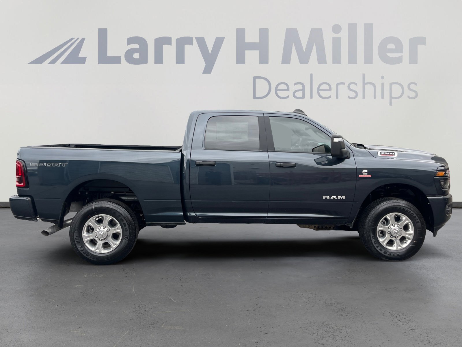 2025 RAM 2500 Big Horn - Photo 6