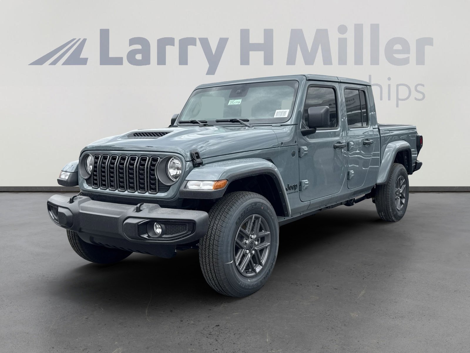 2025 Jeep Gladiator Sport S's photo