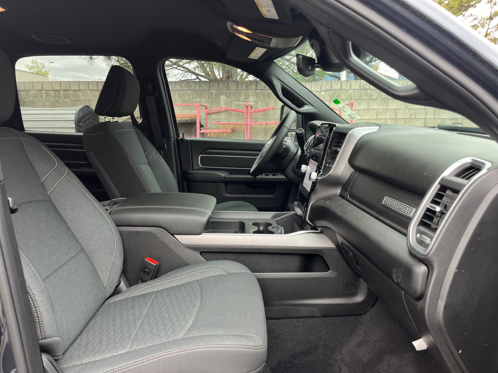 2025 RAM 2500 Big Horn - Photo 27