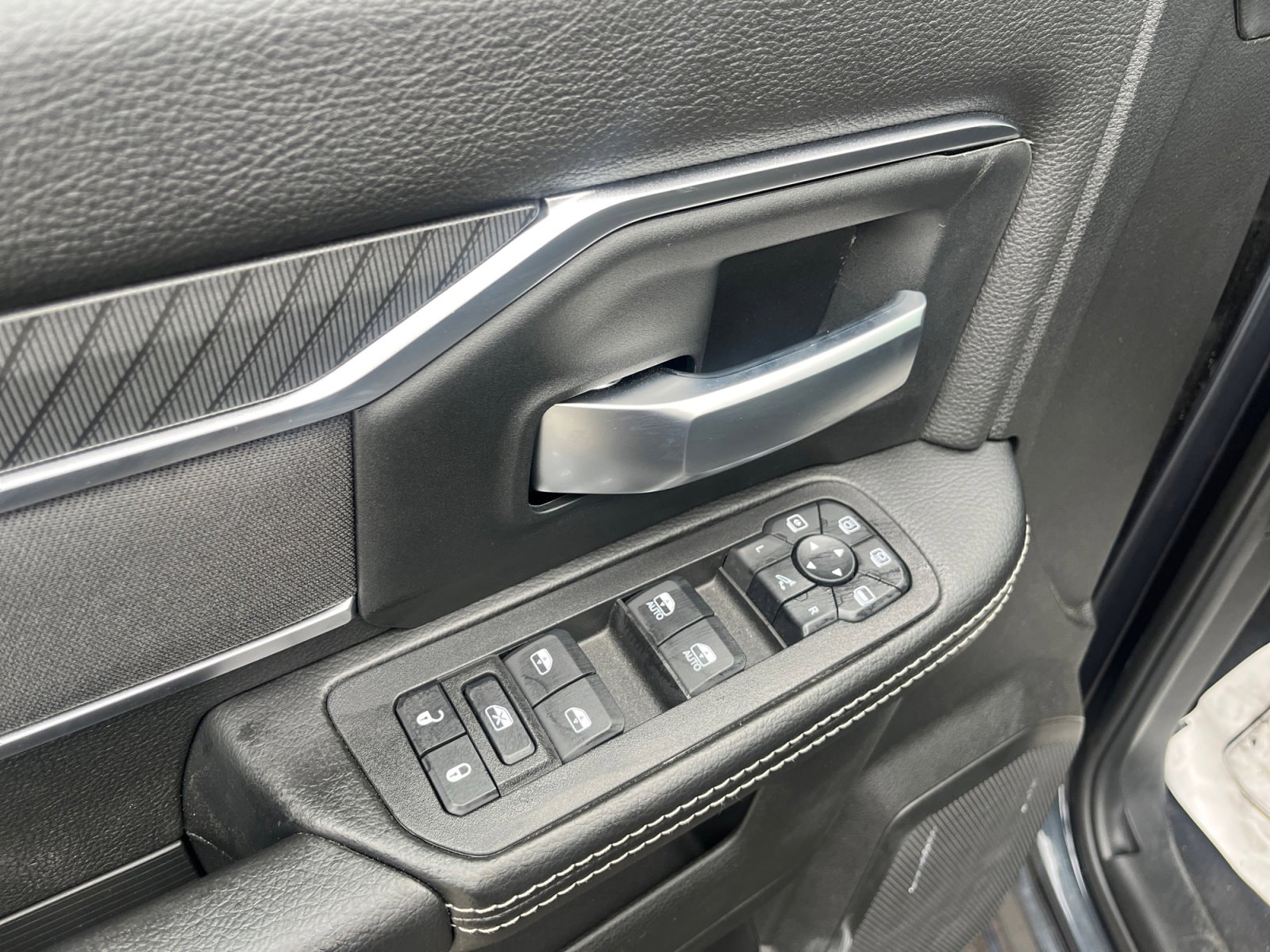 2025 RAM 2500 Big Horn - Photo 14