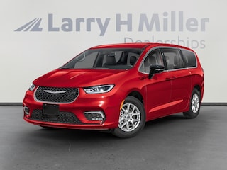 New 2026 Chrysler Pacifica Limited Passenger Van Sandy, UT