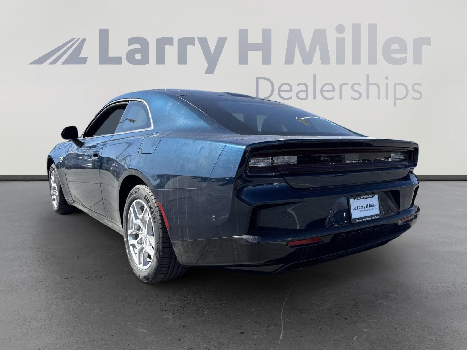 2025 Dodge Charger Daytona R/T - Photo 6