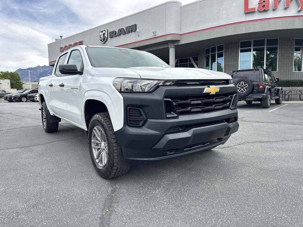 Used 2024 Chevrolet Colorado 4WD Work Truck Truck Crew Cab