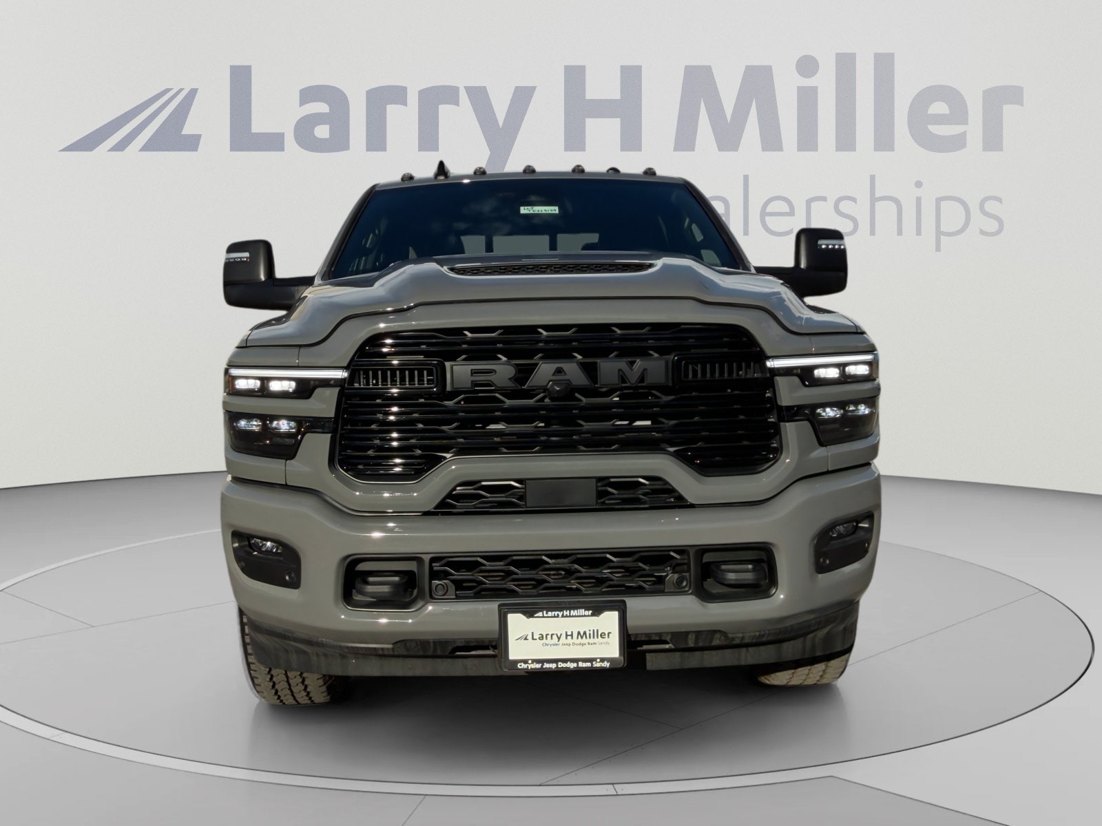 2026 RAM 2500 Laramie - Photo 8