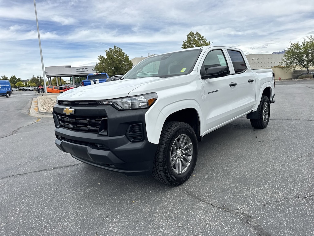 Used 2024 Chevrolet Colorado 4WD Work Truck Truck Crew Cab