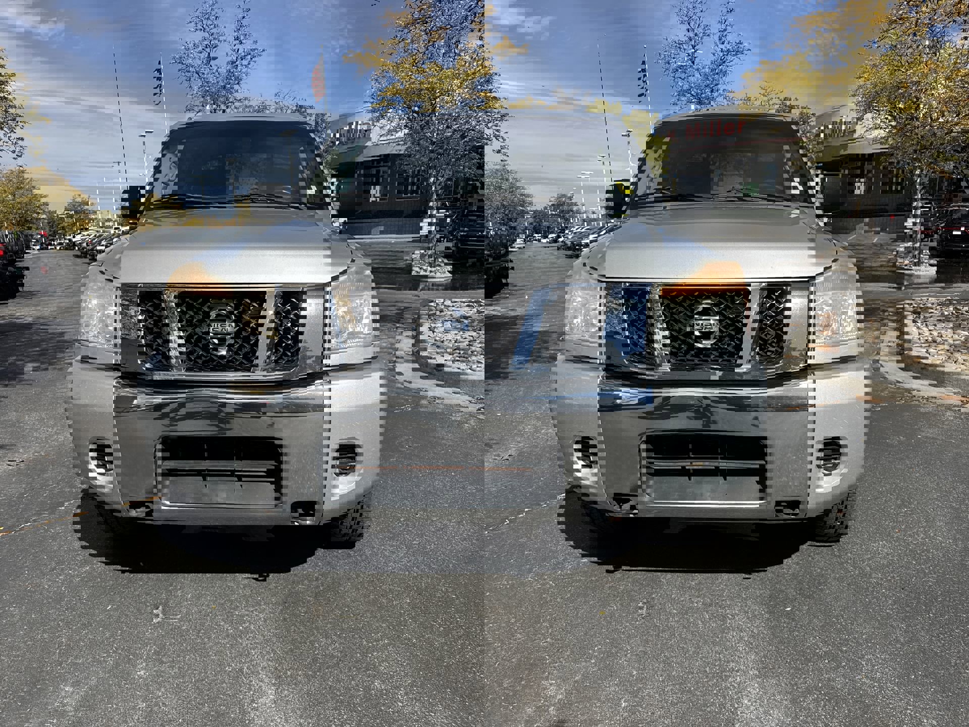 2012 Nissan Titan SV photo 3